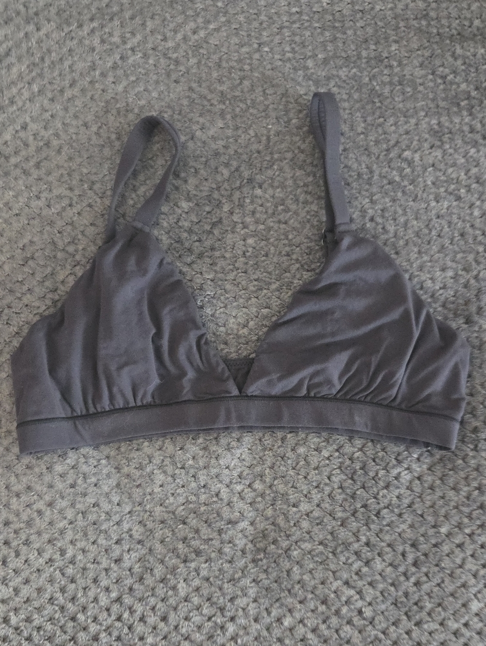 SKIMS Wireless Triangle Bralette - Charcoal Overhead Size Medium